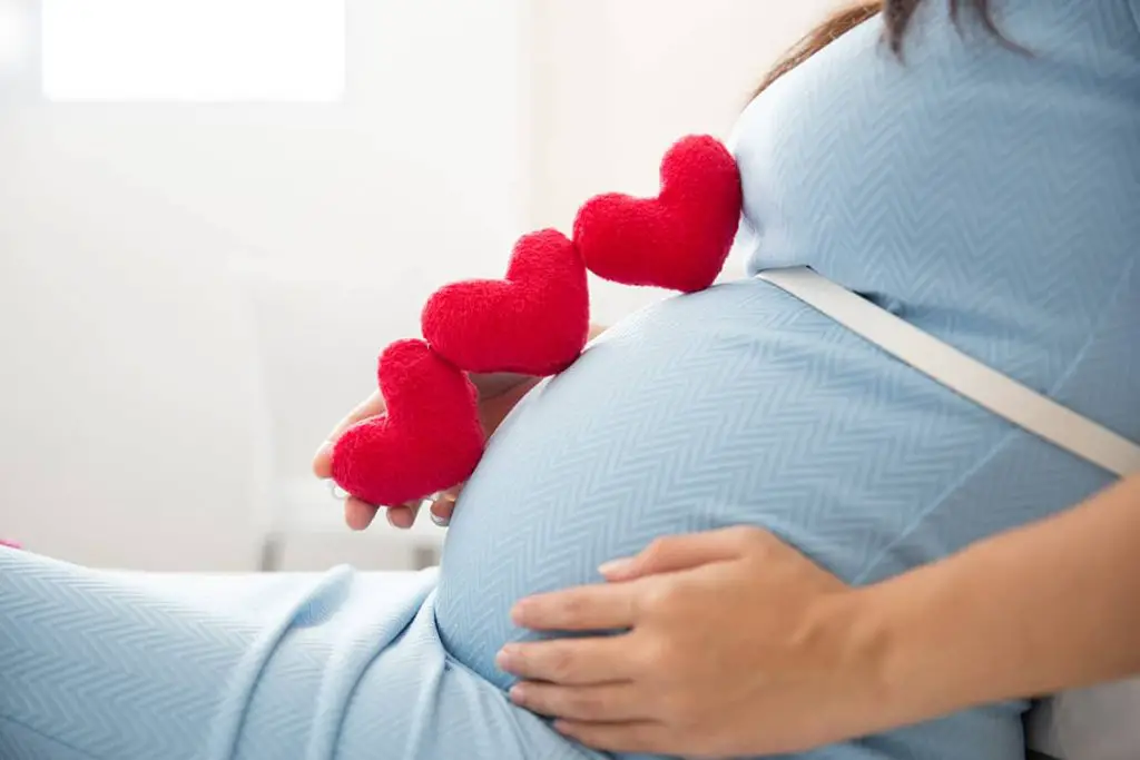 تفسير حلم نزول الدم للحامل
